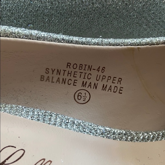 Sparkly Heels - Picture 5 of 5